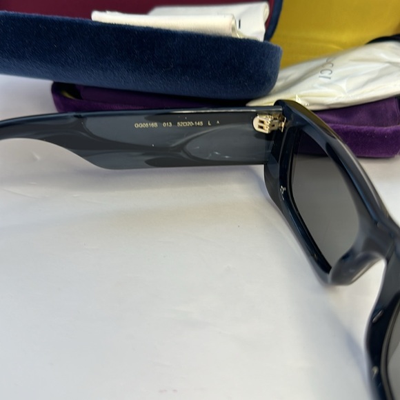 New Authentic Gucci GG0516S 013 52 Interlocking Logo on temples Sunglasses - Picture 12 of 12